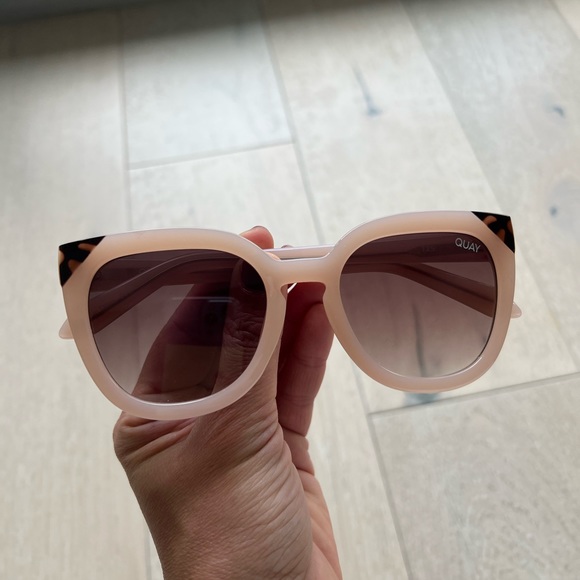 Quay Australia Noosa Sunglasses main image 4